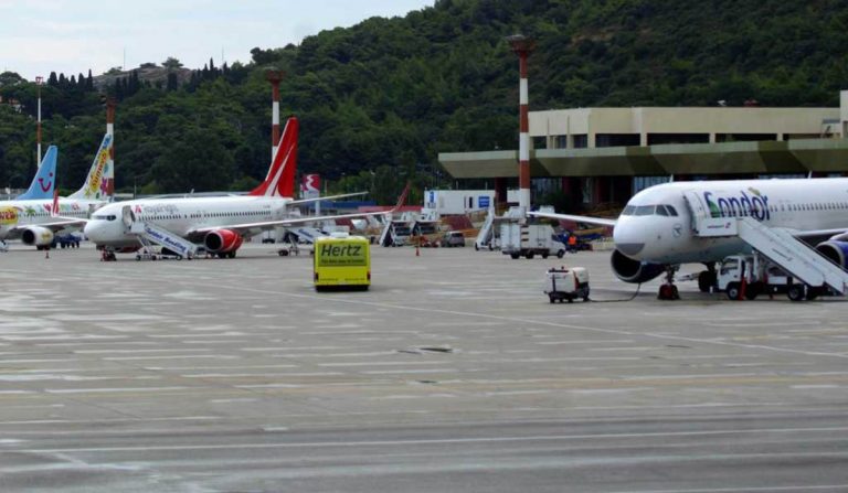 Με 243.530 επιβάτες ολοκληρώθηκε ο Ιούλιος στα αεροδρόμια του Ν. Aιγαίου