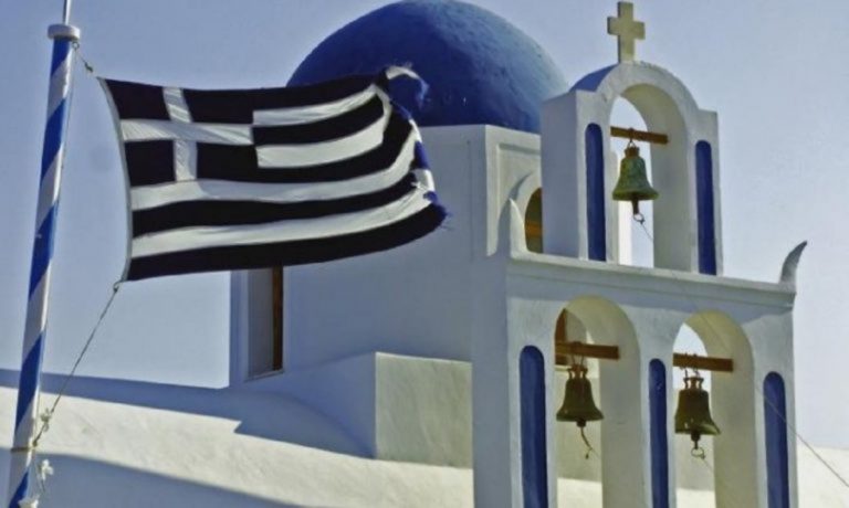 Αφιέρωμα – Έθιμα – Δεκαπενταύγουστος: Πώς γιορτάζεται η Παναγία σε όλη την Ελλάδα (pics)