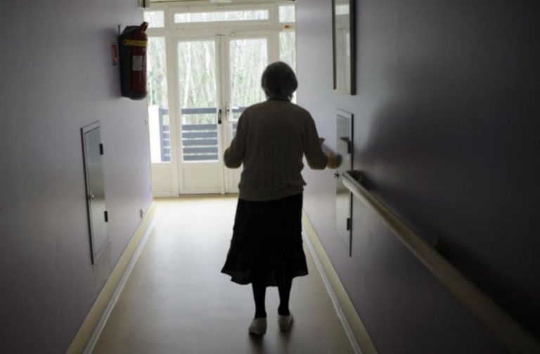 Θετική στον ιό υπάλληλος γηροκομείου στο Μοσχάτο –  Αγωνία για 67 διαμένοντες
