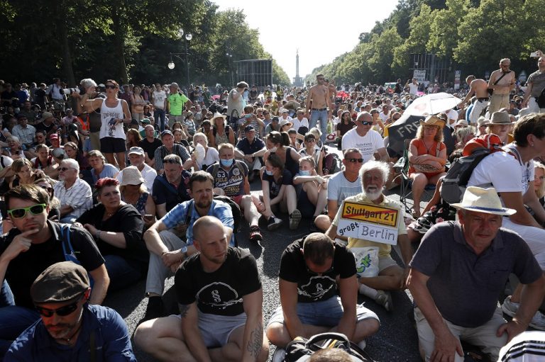 Το Βερολίνο απαγόρευσε τις διαδηλώσεις εναντίον των μέτρων αποτροπής εξάπλωσης του Covid-19