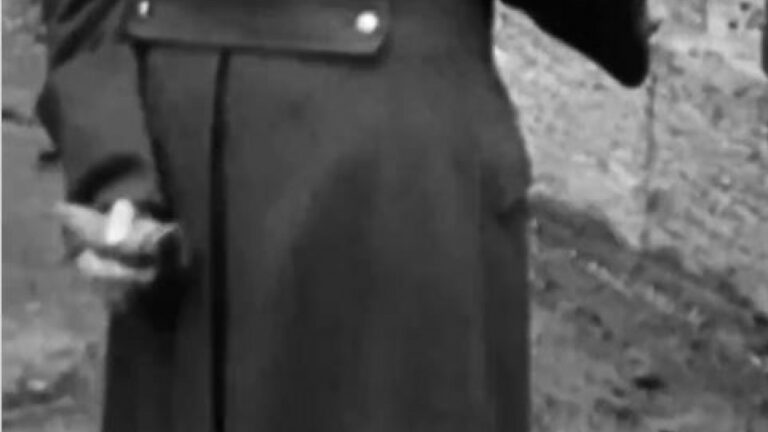 Ιστορικό βίντεο: Ο Χίτλερ κρύβει το χέρι του, που τρέμει από το Πάρκινσον 