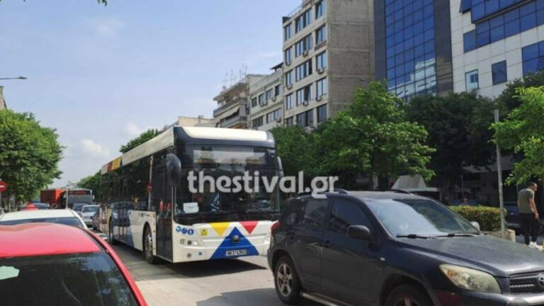 Επίσημη πρώτη σήμερα για τα ηλεκτρικά λεωφορεία στους δρόμους της Θεσσαλονίκης (βίντεο)