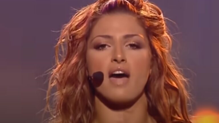 Έλενα Παπαρίζου: Βίντεο από την άγνωστη πρόβα του «My Number One» το 2005 στην Eurovision