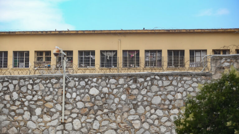 Όπλο εντοπίστηκε σε κελί στις φυλακές Κορυδαλλού- Ήταν κτισμένο μέσα σε τοίχο